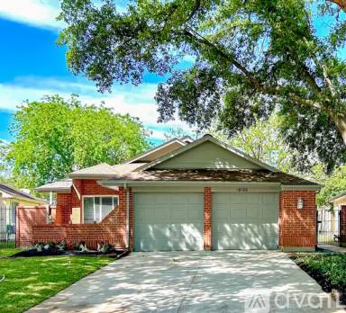 Main picture of 16106 Golden Sands Dr