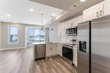 Main picture of 2206 Ridge Ave