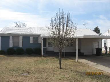 Main picture of 6606 SE 15th St