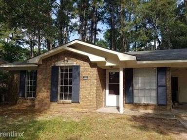 Main picture of 9008 Villanova Dr