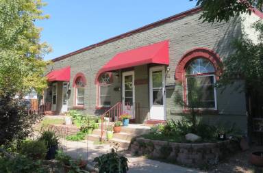 Main picture of 92 Elati St