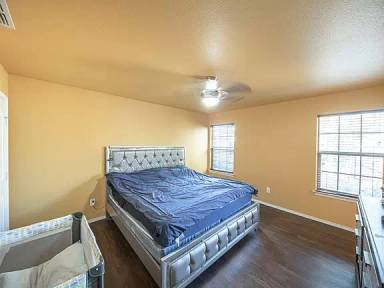 Main picture of 18 Willow Dr