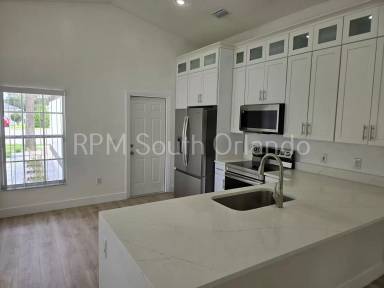 Main picture of 1732 Brook Hollow Dr