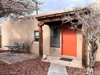 Main picture of 715 Onate St