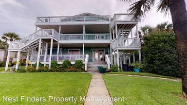 Main picture of 193 Beach Ave
