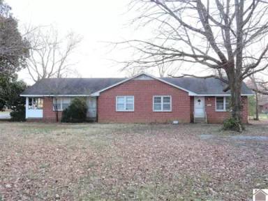 Main picture of 1619 Main St