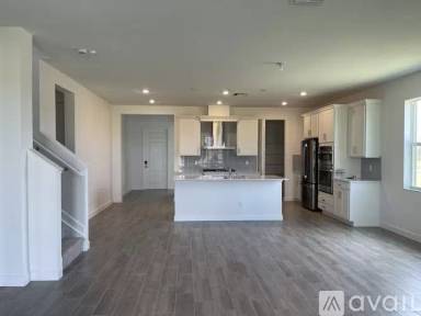 Main picture of 1184 Tangled Orchard Trce