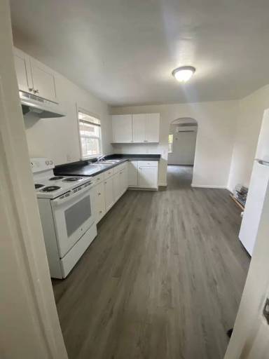 Main picture of 1808 Spring St