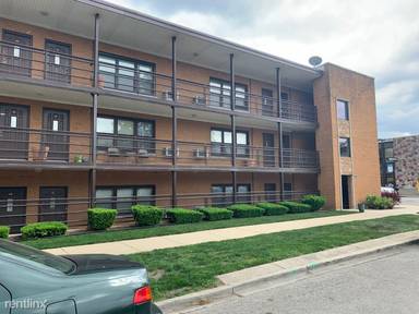 Main picture of 5901 N Naper Ave