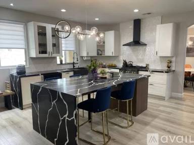 Main picture of 11749 Hugana Pl