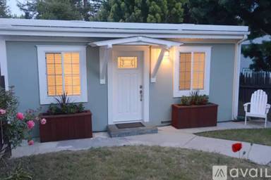 Main picture of 2835 Whipple Ave