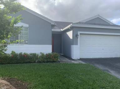 Main picture of 14620 SW 145th Pl