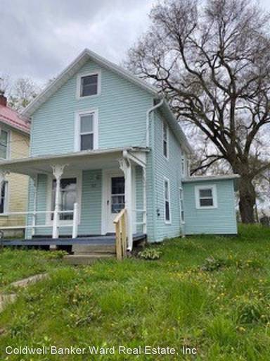 Main picture of 107 W 10th St