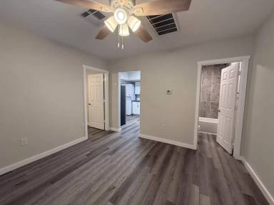 Main picture of 1509 E Roosevelt St