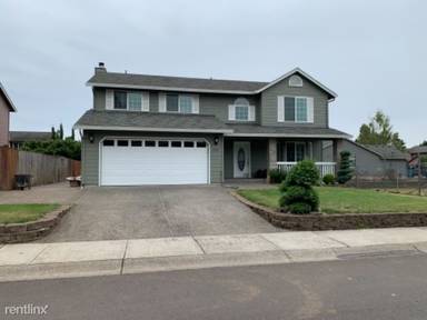 Main picture of 17317 NE 27th Way