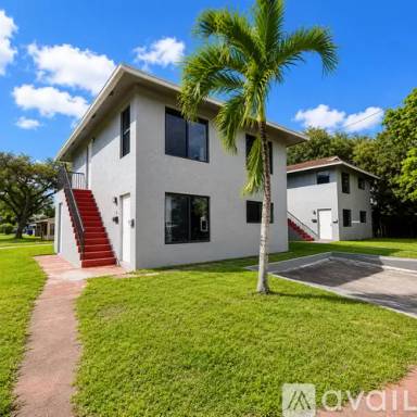Main picture of 1175 SW 16th Ave