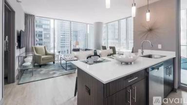 Main picture of 80 E Lake St