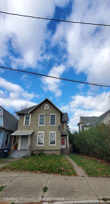 Main picture of 127 E Hudson St