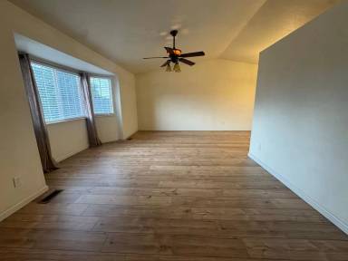 Main picture of 7126 Oxmoor Ln