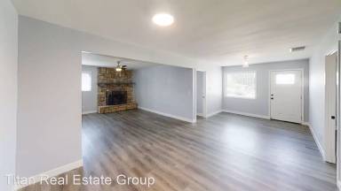 Main picture of 13337 Bryant St