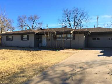 Main picture of 4311 49th St