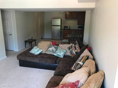 Main picture of 10890 Peachwood Dr
