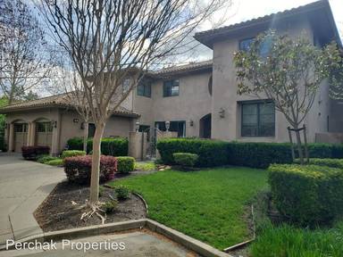 Main picture of 1427 Vine Ln