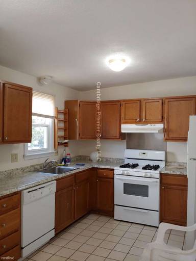 Main picture of 51 Franklin St