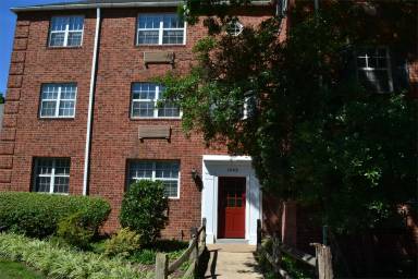 Main picture of Potowmack Crossing Condominium