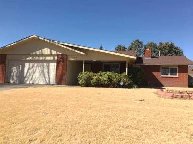 Main picture of 2020 Glenarm Dr