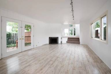 Main picture of 1115 Agua Fria St