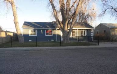 Main picture of 821 Derington Ave