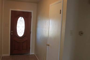 Main picture of 4601 Grinnell St