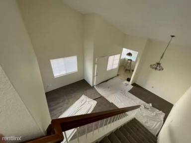 Main picture of 4759 Mayflower Way
