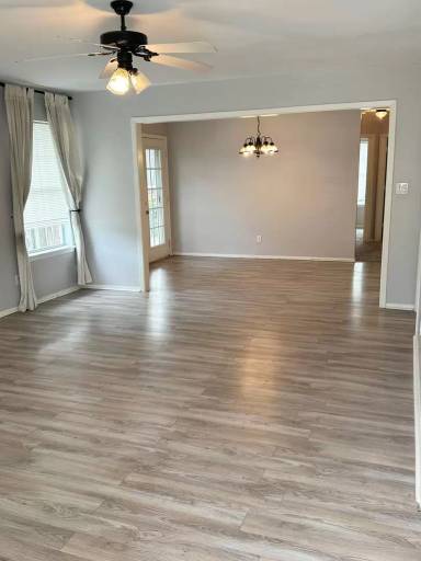 Main picture of 1110 Woodlands Park Dr