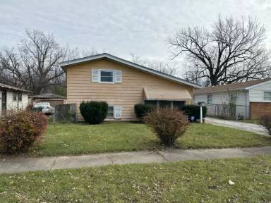 Main picture of 16333 Justine St