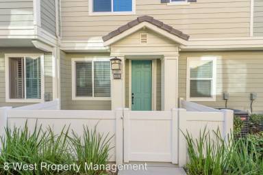 Main picture of 521 Heron Ln
