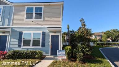 Main picture of 3950 Oak Mill Rd