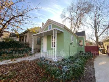 Main picture of 217 W Reed Ave