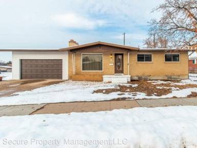 Main picture of 2464 W 4700 S