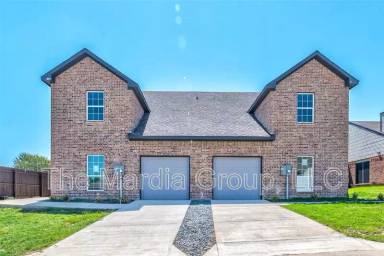 Main picture of 1114 Woburn Dr