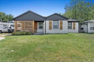 Main picture of 2801 South Hills Ave