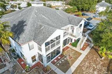 Main picture of 919 SE Mayo Dr