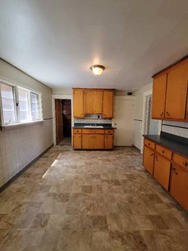 Main picture of 414 16th St