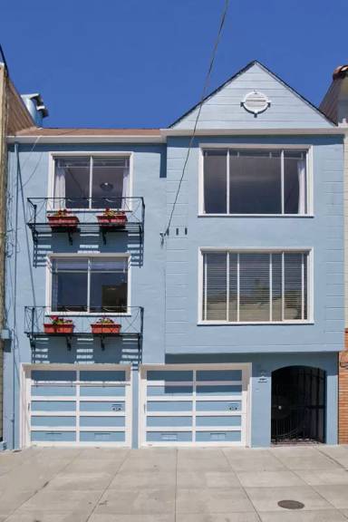 Main picture of 1834 Greenwich St