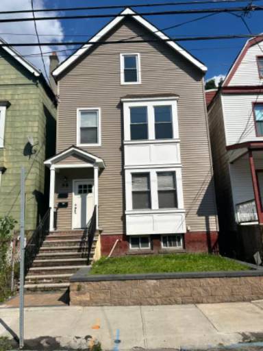 Main picture of 98 Ellis Ave