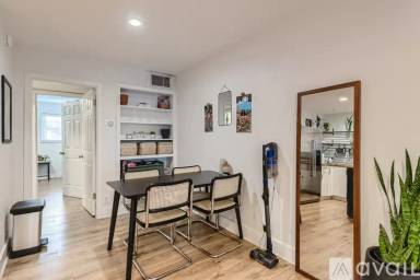 Main picture of 1304 Summit St