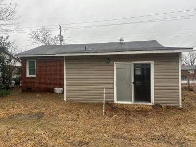 Main picture of 504 Spring Ave