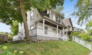 Main picture of 1156 Baldwin St SE