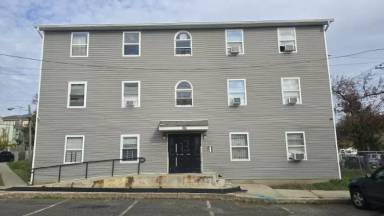 Main picture of 405 Littleton Ave